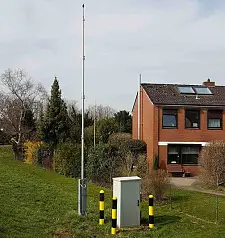 Das Foto zeigt eine Lärmmessstelle