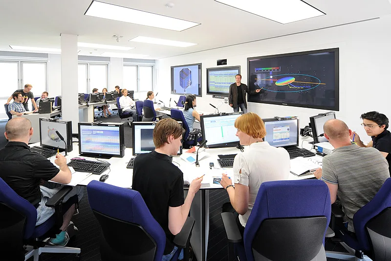 Experten in der Concurrent Engineering Facility