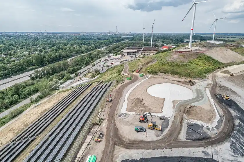 Photovoltaikanlage auf der Mülldeponie
