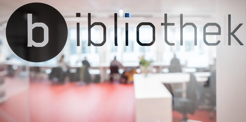 Eingang der Staats- und Universitätsbibliothek