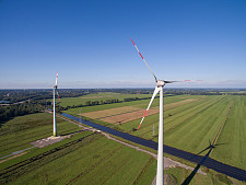 Zwei Windenergieanlagen in Bremen-Oslebshausen