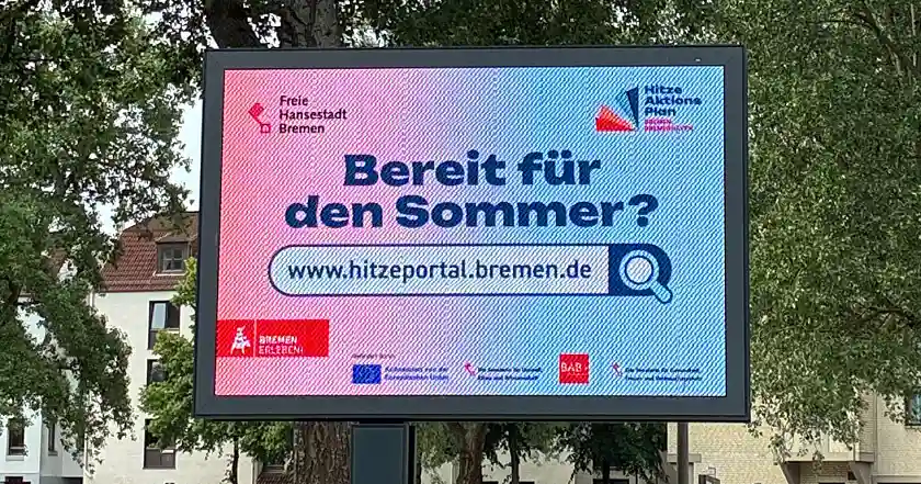 Werbetafel zum Hitzeaktionstag am 11. Juni 2026