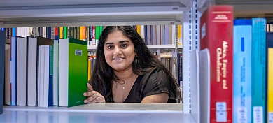 Die Staats- und Universitätsbibliothek (SuUB) Bremen ist die größte und älteste wissenschaftliche Bibliothek Bremens. Als zentrale Bibliothek ist sie für die landesweite Literaturversorgung der staatlichen Hochschulen in Bremen und Bremerhaven zuständig.