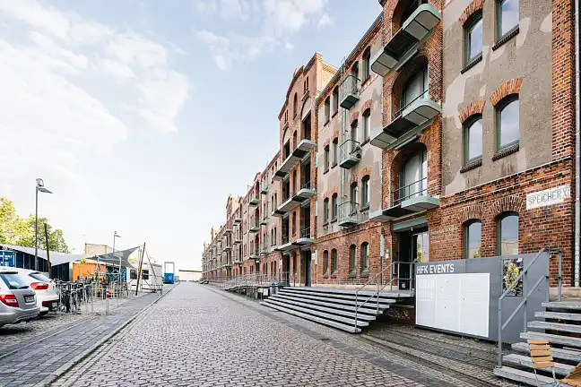 Hochschule für Künste Bremen, Gebäude am Speicher IX