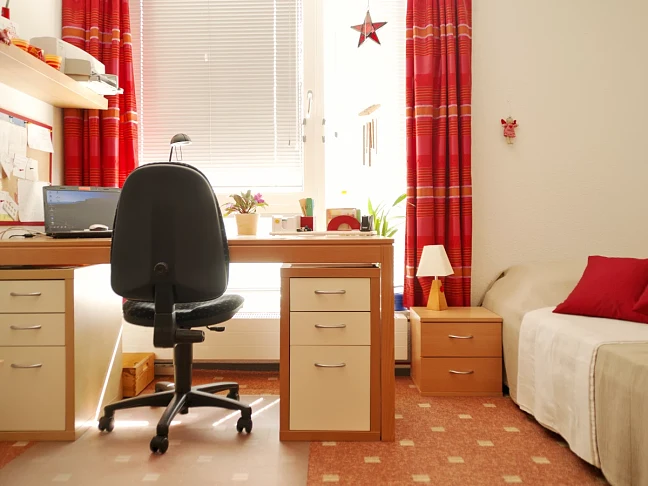 Für Studierende stellt das Studentenwerk Wohnplätze zur Verfügung